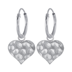 Boucles d'oreilles créoles avec breloques cœur en argent - FR4407